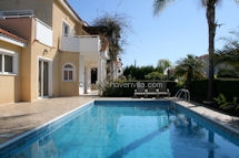 Villa 127 in Coral Bay
