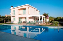 Villa 82 in Peyia